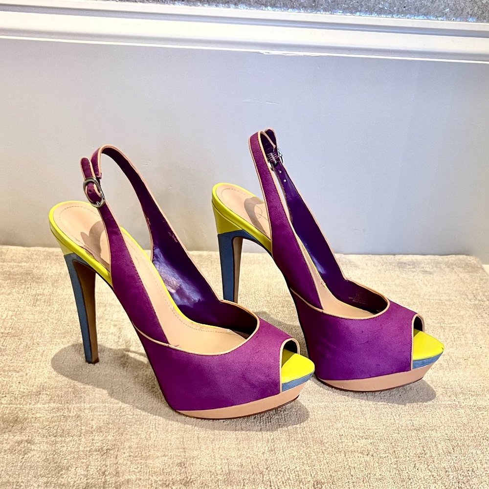 Jessica Simpson women's platform sandals, size 9.